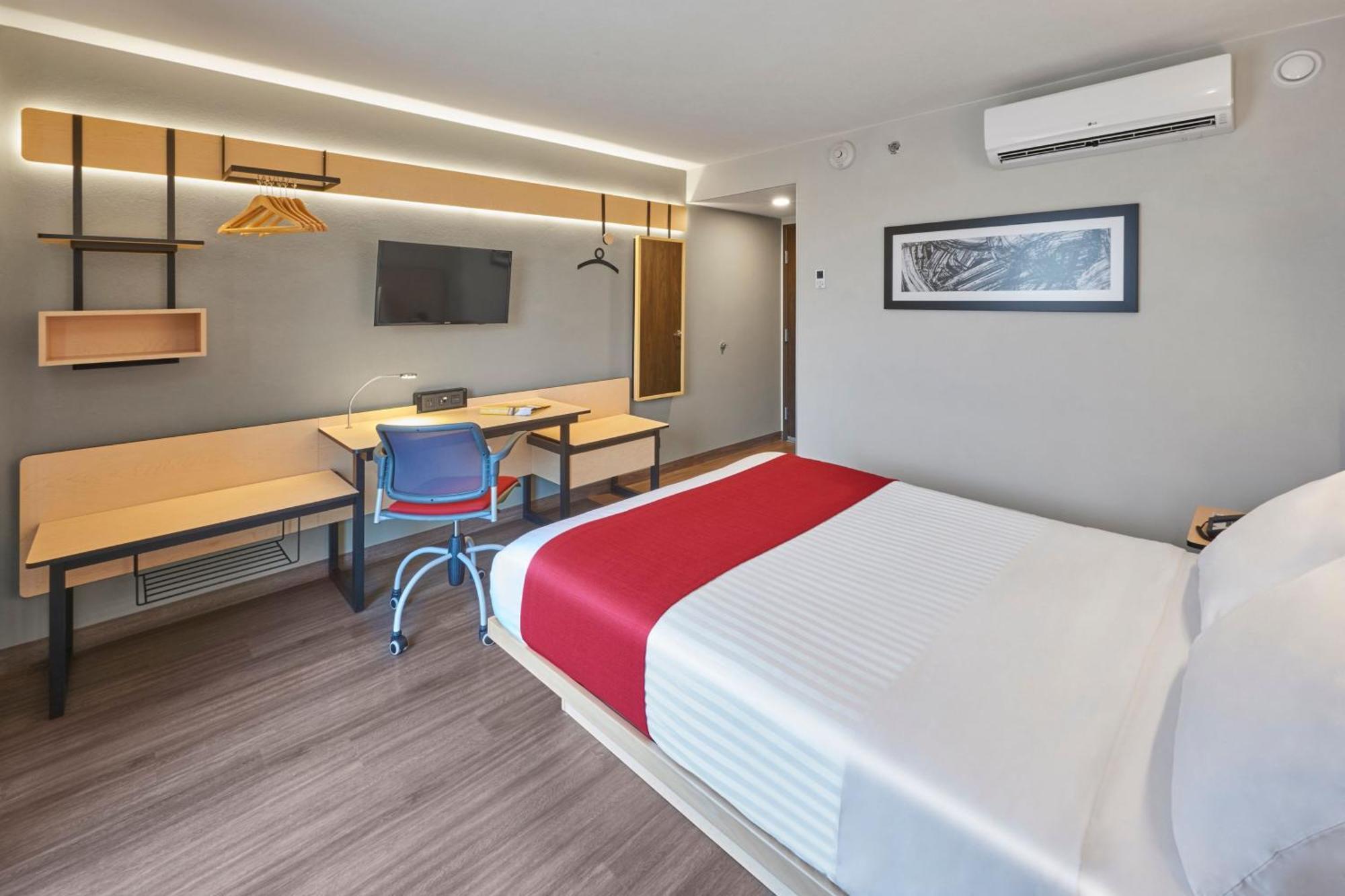 City Express By Marriott Чиуауа Экстерьер фото
